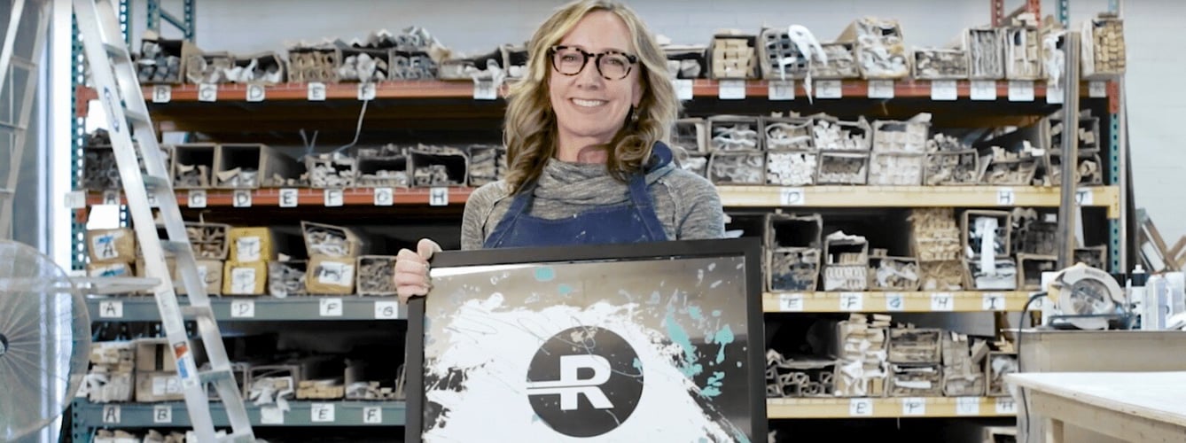 Stacy Milburn ships art with Roadie