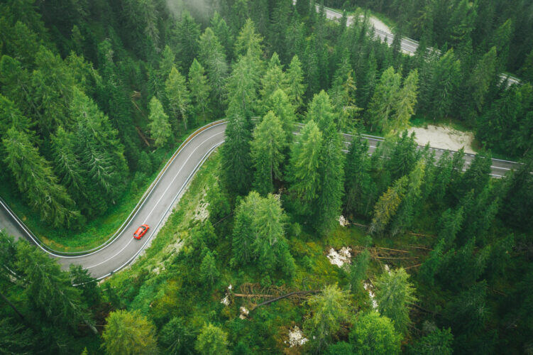 crowdsourced delivery helps in the last mile